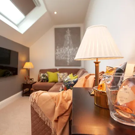 2 Bed In Harrogate 75642 Summer Bridge