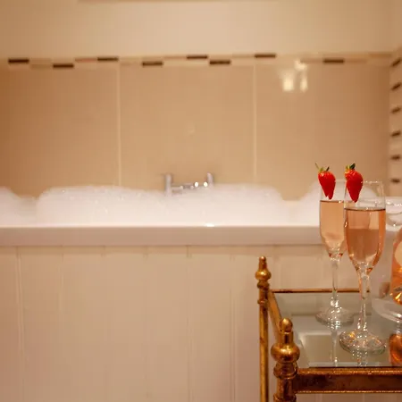 2 Bed In Harrogate 75642 펜션