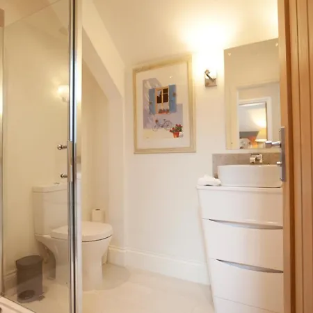2 Bed In Harrogate Oc-75642